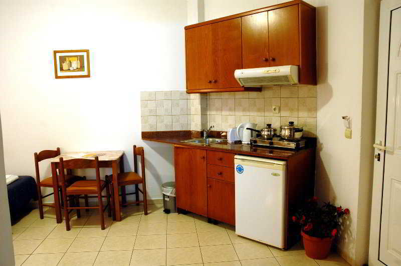 Danelis Studios & Apartments Malia Exterior foto
