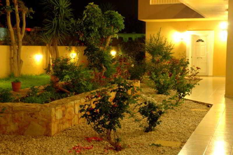 Danelis Studios & Apartments Malia Exterior foto